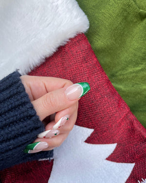 Christmas tree nail