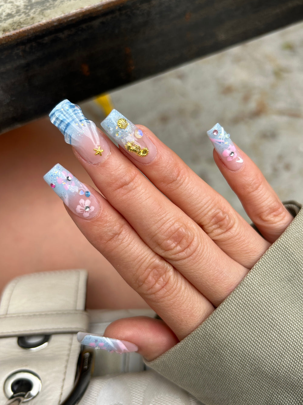 Blue Ocean Ombre Hibiscus Nails