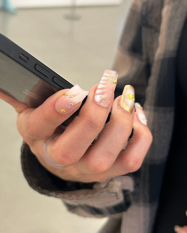 Gold Chrome Sun Nails