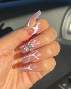 Cateye With White Swirl Nails