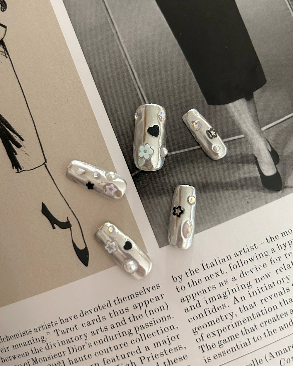 Silver Chrome Star Nails