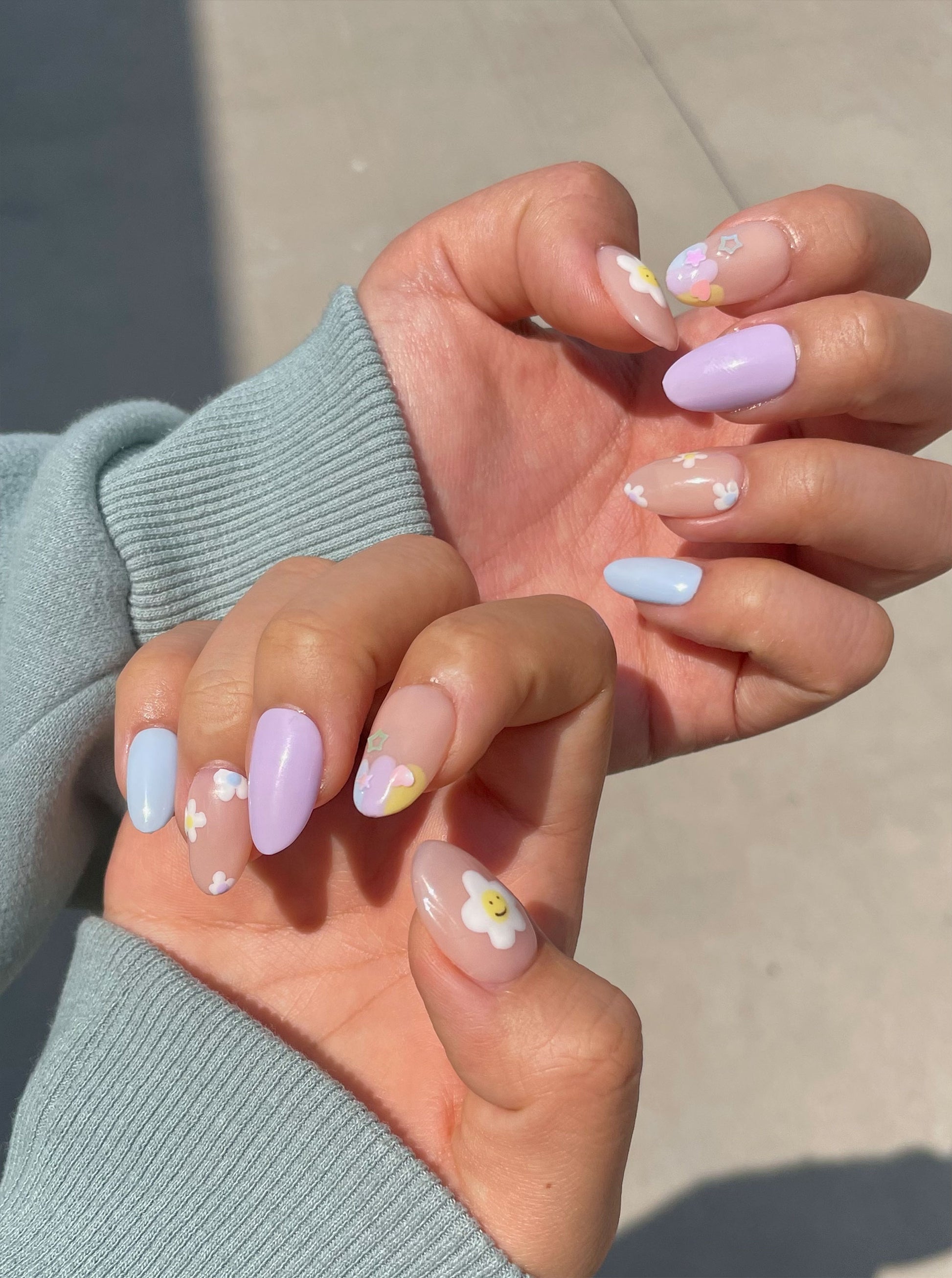 pastel blue nails