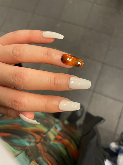 Cream Amber Nails