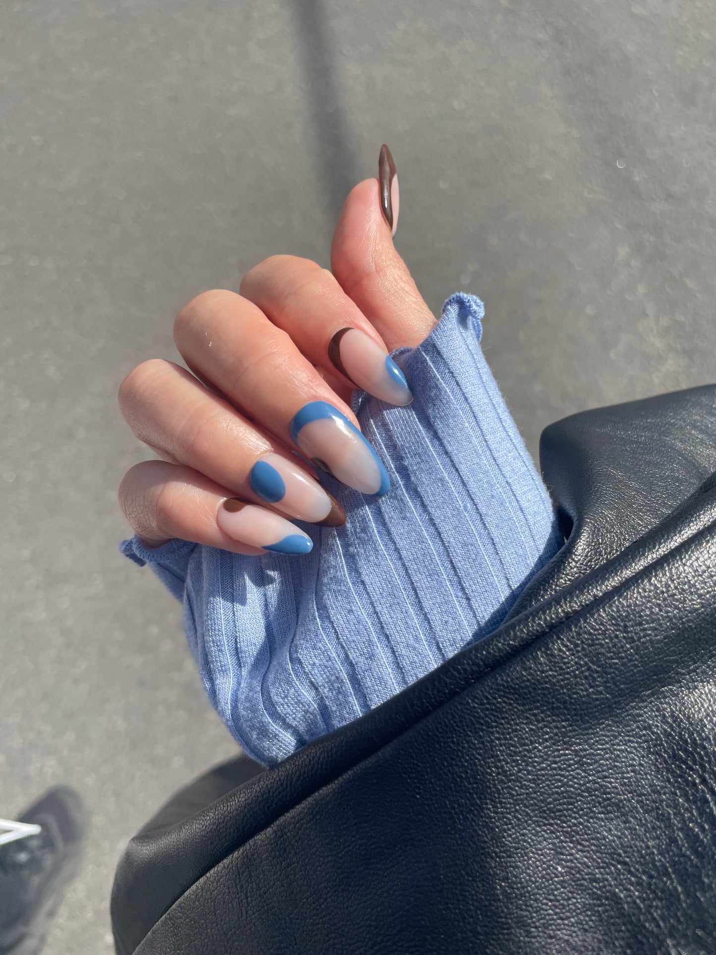 Blue & Brown Swirl Nails