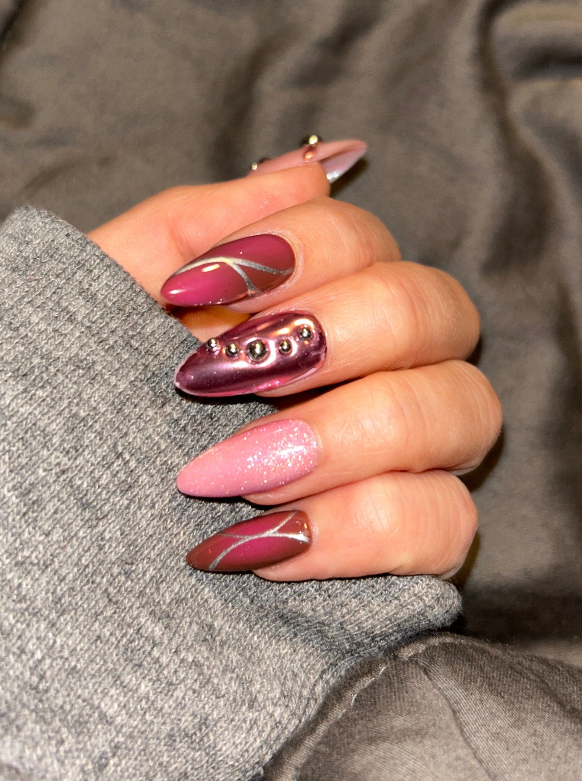 Sliver Pink Airbrush Nails