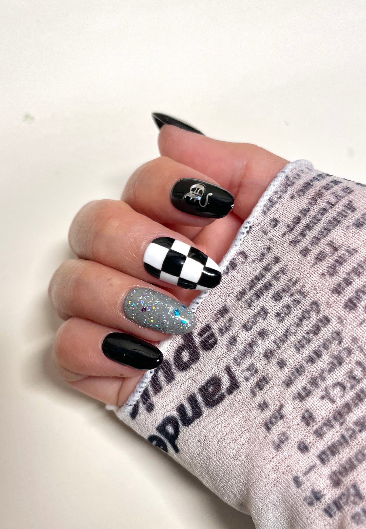 Black & Gray Checkered nails