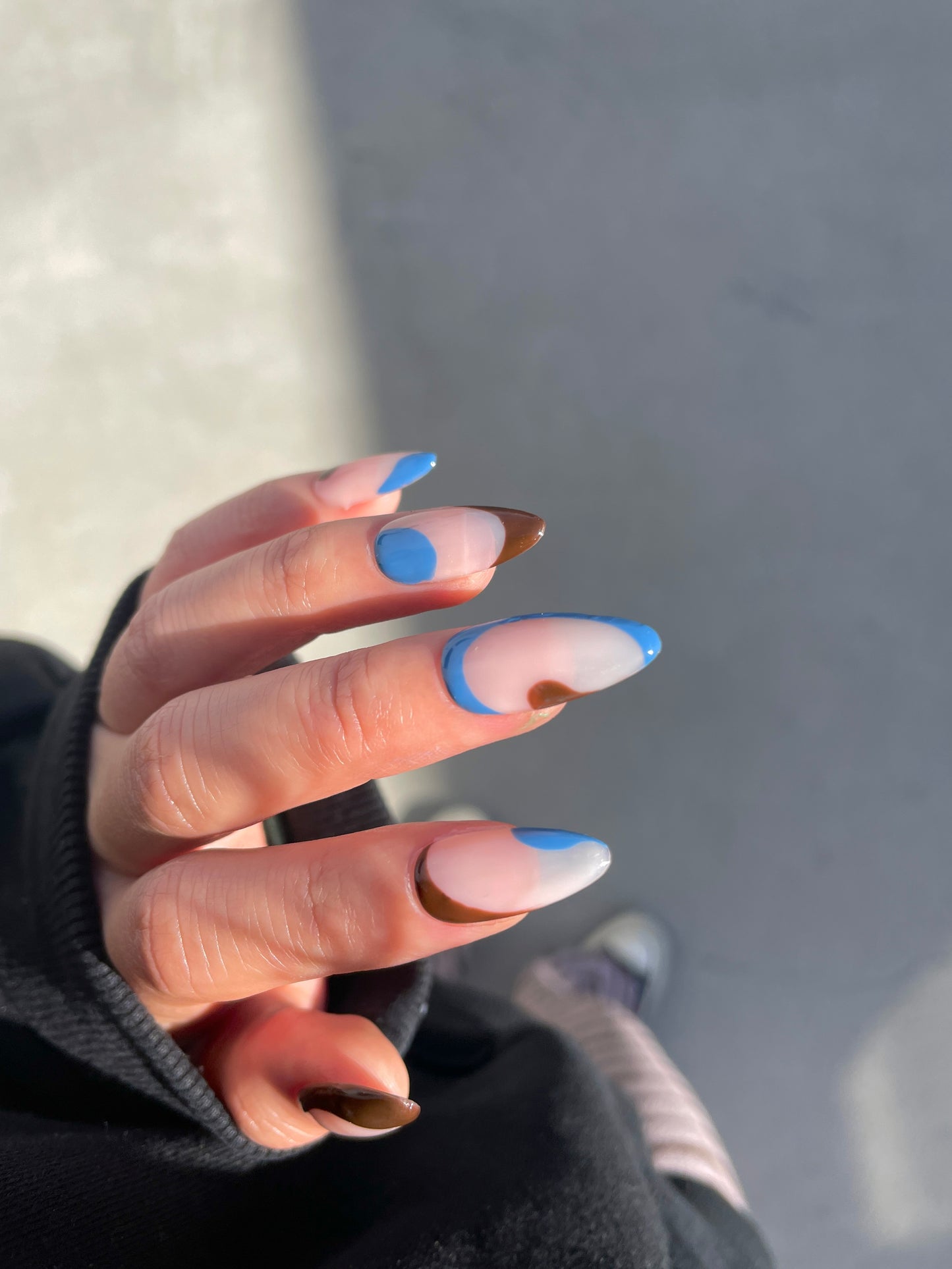 Blue & Brown Swirl Nails
